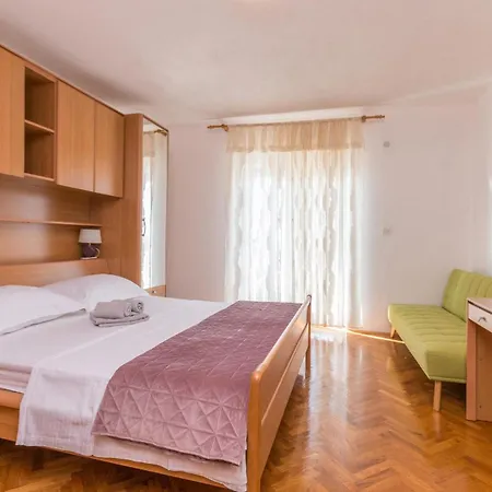 Дом отдыха Cozy In With Kitchen *