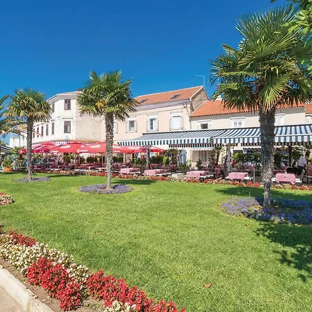 Дом отдыха Cozy In With Kitchen