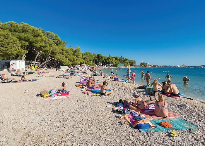 Дом отдыха Cozy In With Kitchen *