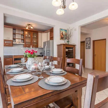 Сasa de vacaciones Cozy In With Kitchen