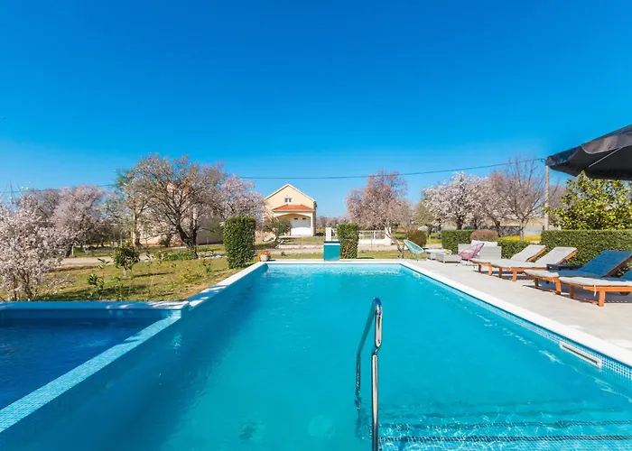 Semesterbostad Cozy In With Kitchen *